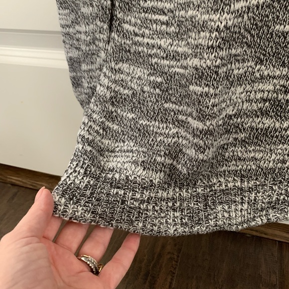 Heather gray marled sweater by Kirra oversized - Picture 6 of 7